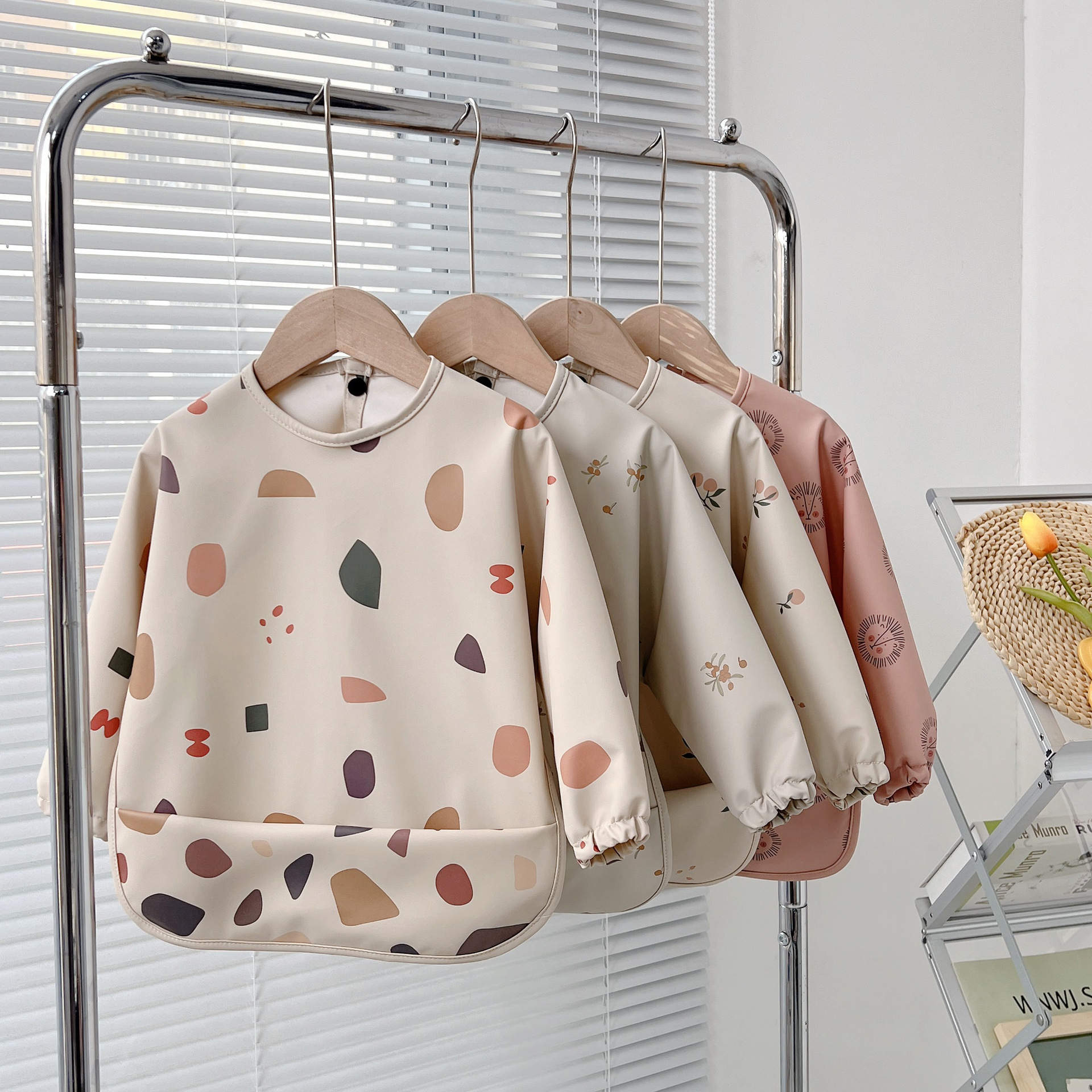 Baby Food Brand - Baby Bibs PU Long Sleeved Painting