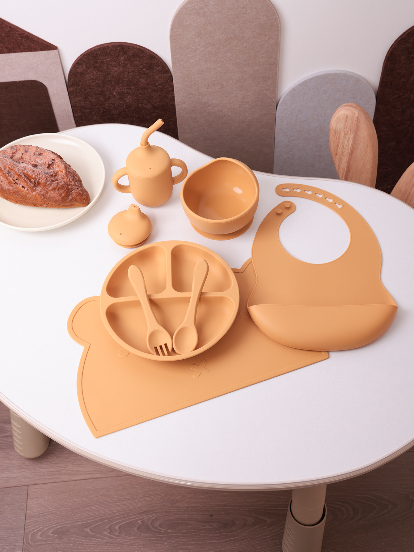 7PCS Silicone Baby Feeding Set - Self Feed Spoon 리뷰 및 가격
